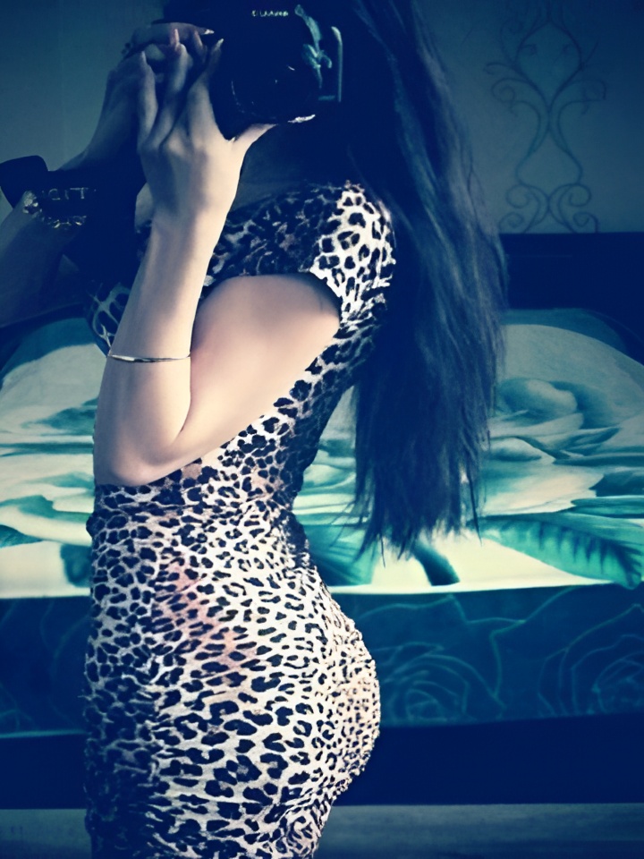 Алина привлекальеная девушка из Енакиева цена от 2000 руб