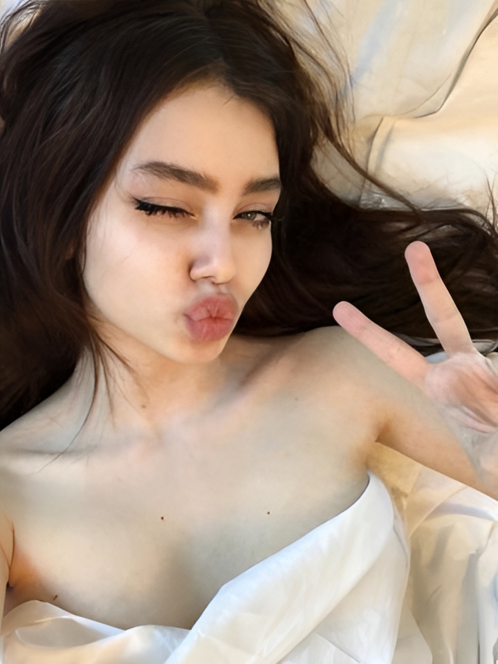 Азалия привлекальеная девушка из Енакиева цена от 2500 руб