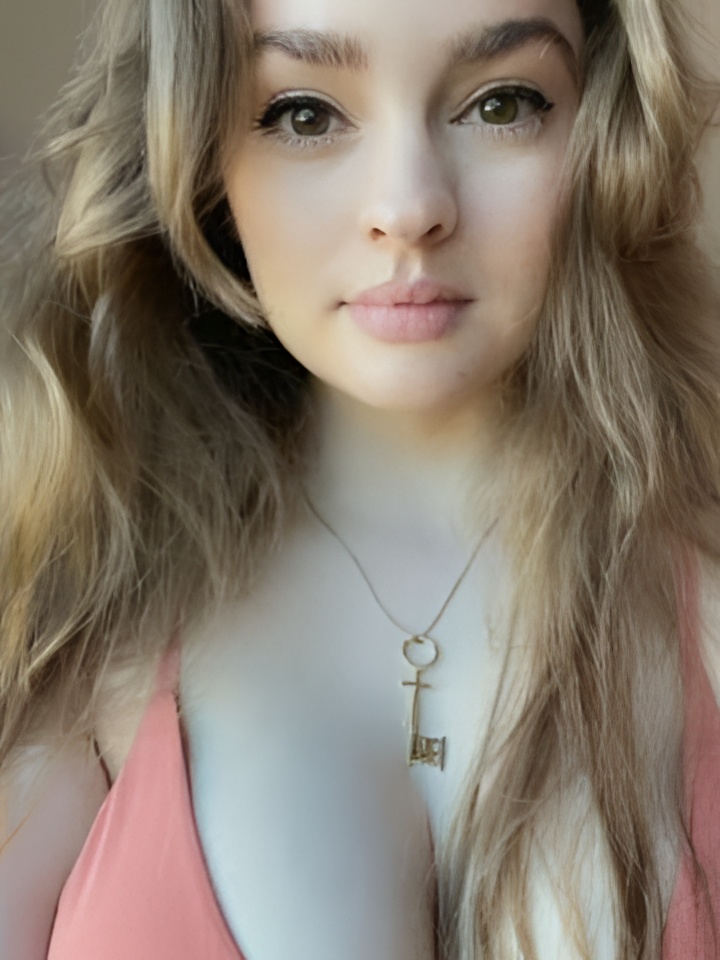 Индивидуалка Лаура, доступна для личного знакомства от 10000 руб