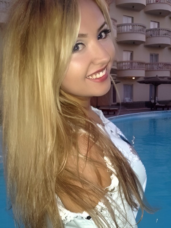 Елизавета привлекательная девушка из Енакиева цена от 2500 руб