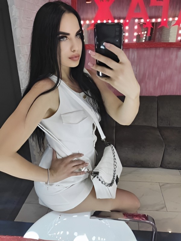 Мелисса привлекательная девушка из Енакиева цена от 1500 руб