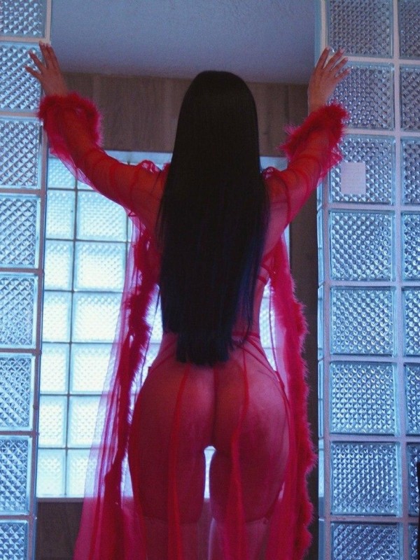 Ирен привлекательная девушка из Енакиева цена от 7000 руб