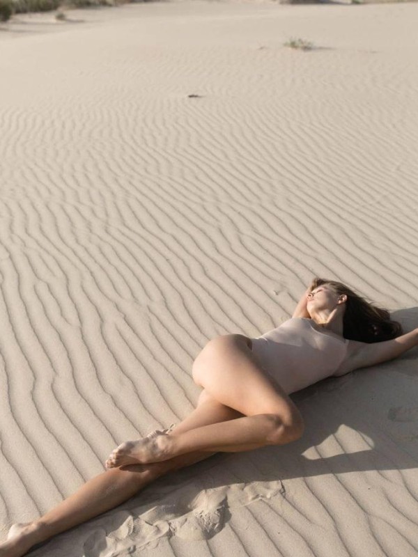 Ульяна привлекательная девушка из Енакиева цена от 7000 руб